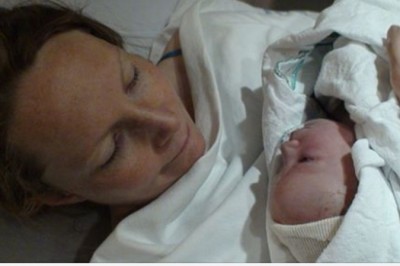 Ksiądz wszedł na salę poporodową. Zaglądał kobietom między nogi i zadawał krępujące pytania