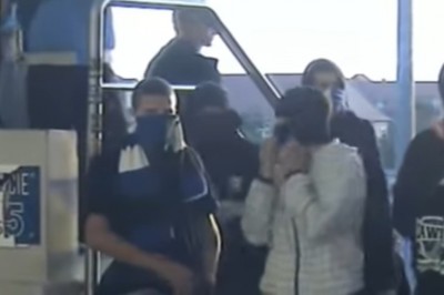 Ukryci policjanci w sektorze kiboli Zawiszy. Obserwowali wszystko z bliska