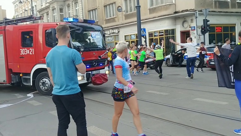 Skandaliczna sytuacja w Łodzi. Strażacy nie mogli dojechać na akcją ratunkową