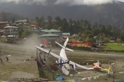 Wypadek samolotu i dwóch helikopterów na lotnisku w Nepalu 