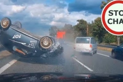 Dachowanie na S8. Dramatycznie wyglądająca kraksa na drodze