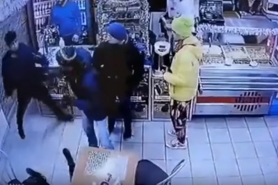 Były żołnierz kontra czterech cwaniaków w sklepie. Szybko ich poskładał