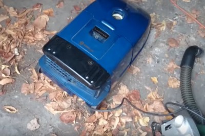 Wakacyjna zabawa dwóch typów w garażu. Czyli co benzyna zrobi z odkurzaczem?