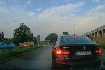 Policjanci w nieoznakowanym BMW GT polowali na stłuczkę?