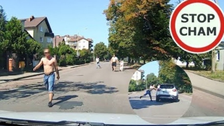 Trzech cwaniaków rzucało słupkami w auta - nagranie z Gdyni 