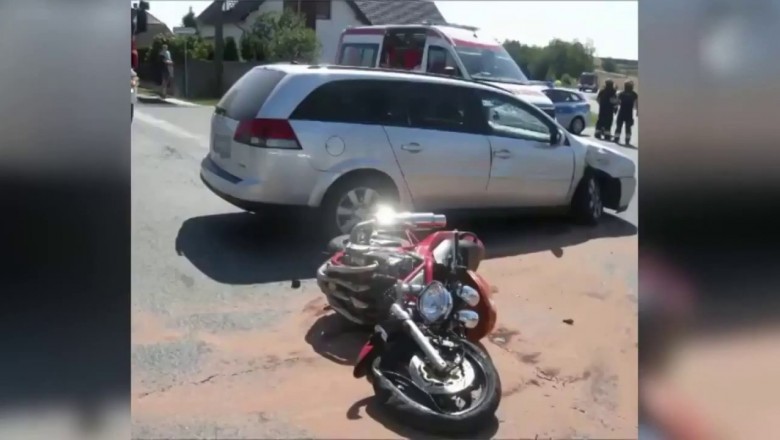 Nagranie z wypadku motocyklisty z autem. Do tej pory nie ma winnych 
