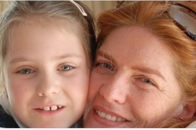 60-letnia Katarzyna Dowbor pokazuje się z 20-letnią córką. Uroki późnego macierzyństwa 