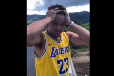 To jest dopiero problem z telefonem. Wie gdzie jest, ale nie wie jak go wyciągnąć?