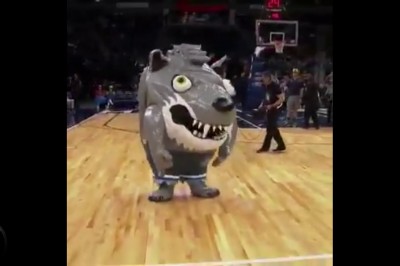 Tej klubowej maskotki nic nie przebije. Koleś rozwalił system