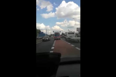 Pochwalił się jak jedzie za karetką. Sprawą zajęła się policja 