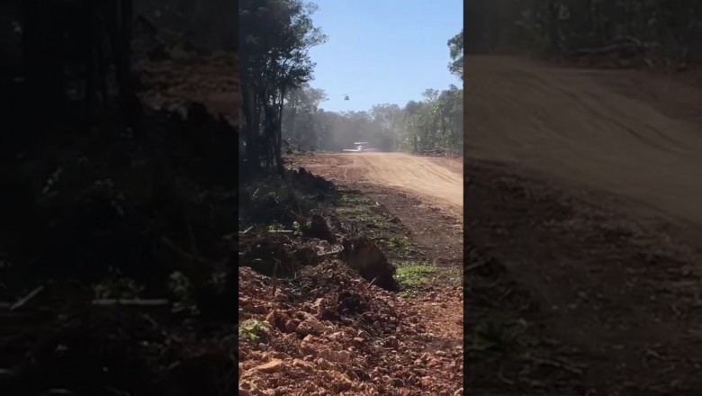 Odrzutowiec kartelu ucieka przez policją i startuje z pasa w dżungli 