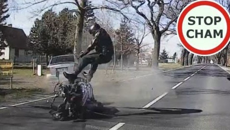 Motocyklista wjechał wprost w skręcające auto. Wypadek w Borkowie