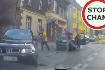 Kolizja nastolatków w Golfie. Nagranie z ich ucieczki w Tarnowskich Górach 