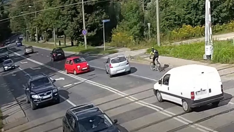 Matizem w wjechał prosto w Opla, rykoszetem dostał rowerzysta
