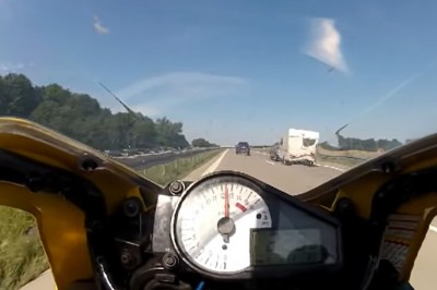 Ostre hamowanie na autostradzie. Musiał najeść się strachu 