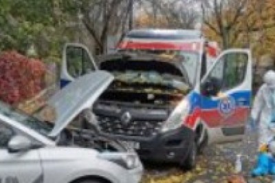 Wykopowicz odpalił na kable karetkę z ratownikami 