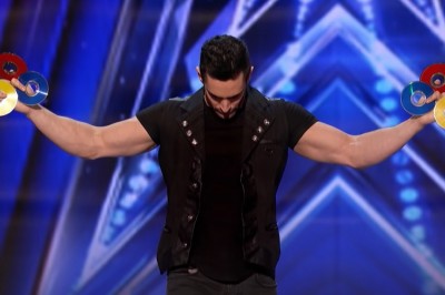 Iluzjonista rozwalił system w Mam Talent. Nie mogli uwierzyć w to co widzą 