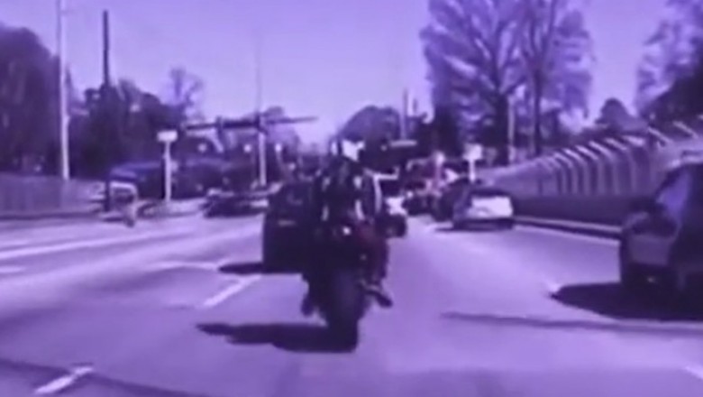 Motocyklista i jego brawurowa ucieczka przed policja