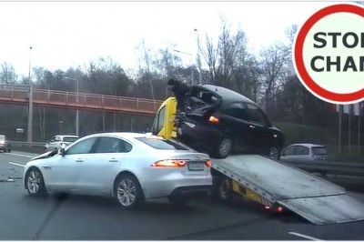 Wjechał we wciągane auto czyli szybki załadunek na lawetę 