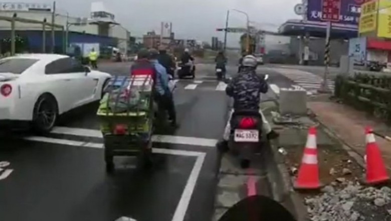 Motocyklista chciał się pościgać z Nissanem GT-R, ale mocno przesadził