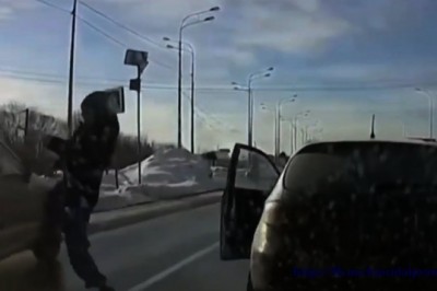 Uratował dzieci na pasach łamiąc sobie nogę