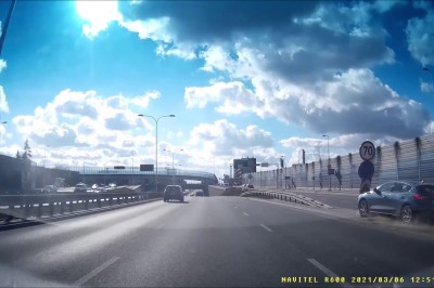 Gdy w ostatniej chwili zauważysz swój zjazd, ale jesteś na lewym pasie 