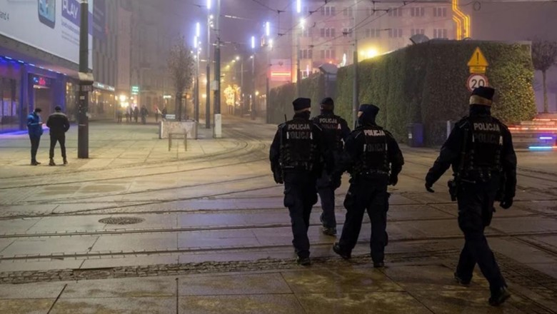 Czy będzie godzina policyjna w trakcie świąt w Polsce? Słowa ministra niepokoją 