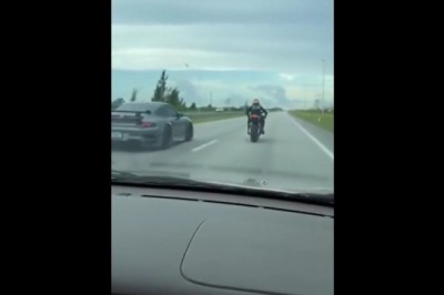 Ci ludzie udowodnili, że czasem warto odłożyć kamerę. Najbardziej żenujące wpadki #4