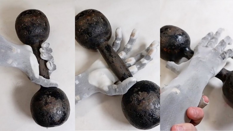 Pokaz możliwości bionicznej ręki skonstruowanej przez polską firmę