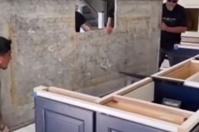 Trzech fachowców i nieudany montaż ogromnego blatu