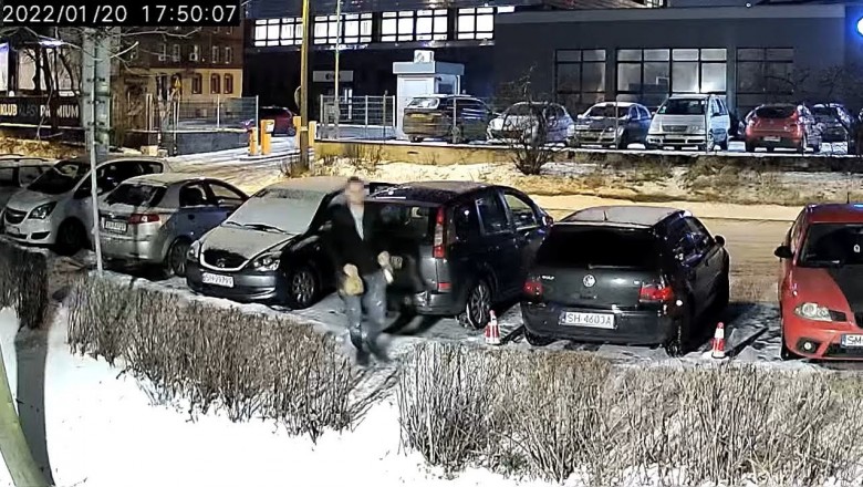 Cwaniak wyrzucający śmieci z auta nie miał pojęcia, że nagrywa go kamera