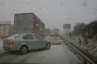 Nagranie z karambolu w Czechach, gdzie zderzyło się 40 pojazdów 