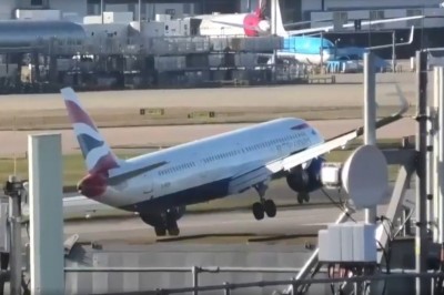 Silny wiatr o mało nie doprowadził do wypadku samolotu na Heathrow