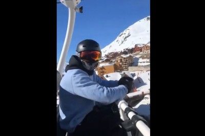 Kiedy wypoczywasz sobie na balkonie, ale ktoś Ci psuje cały relaks