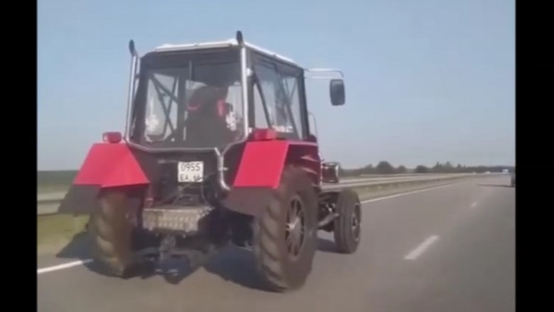 Lecisz sobie prawym pasem autostrady, a tu z lewej mija Cię traktor