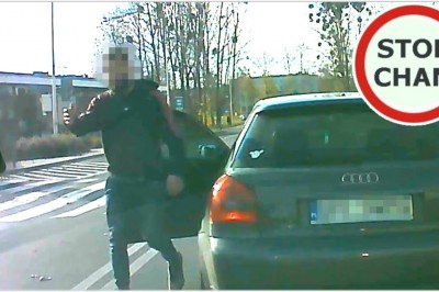 Kierowca Audi, który udowadnia, że nie powinien mieć prawa jazdy