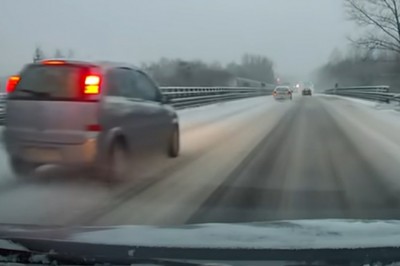 Kiedy pędzisz zaśnieżoną drogą, bo jesteś mistrzem prostej