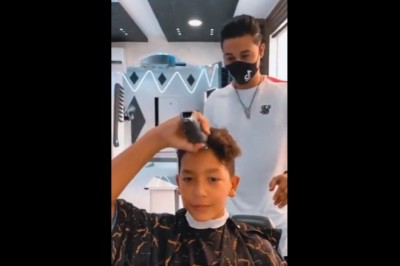 Chciał się popisać jak sam się strzyże. Mocno mu nie poszło