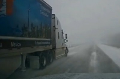 Kiedy brak Ci wyobraźni i ciśniesz TIRem w śnieżycę