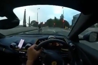 Nagrał swoje kasowanie Ferrari podczas jazdy po Londynie