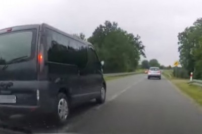 Szybka karma dla kierowcy busa za wyprzedzanie na czołówkę