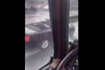 Kiedy nie zamknąłeś dachu w cabrio i lecisz autostradą po deszczu