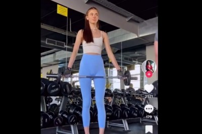 Dziewczyna z siłki, która ma żale, że ktoś wcina się jej w kadr