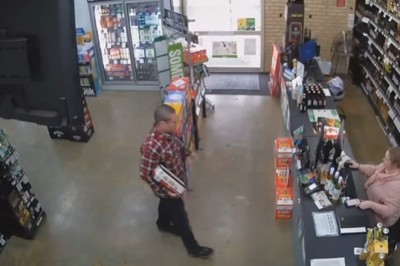 Liczył, że wybiegnie z towarem ze sklepu, ale mocno się przeliczył