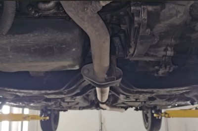 Przyjechał na wymianę opon dowiedział się, że auto to złom