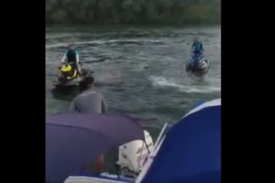 Prosili żeby ściszył. Kozaki szybko pożałowali, że tego nie zrobili