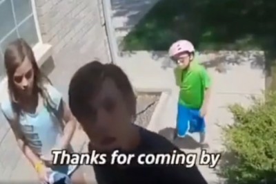 Uczciwe dzieciaki oddały zgubiony portfel. Nagrała ich kamera