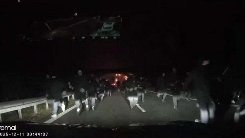 Atak na hiszpańskich kibiców na S8. W sieci pojawiło się nagranie