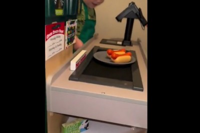 Kiedy klient chce zapłacić fałszywką i musisz wezwać kierownika sklepu