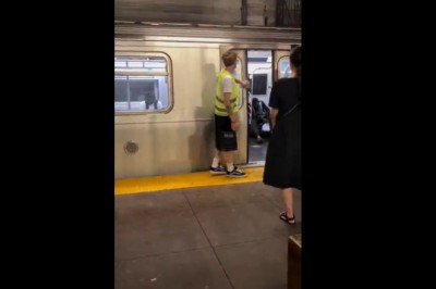 Ziomek i jego trudna praca w metrze. Muszą mu za to płacić duże pieniądze